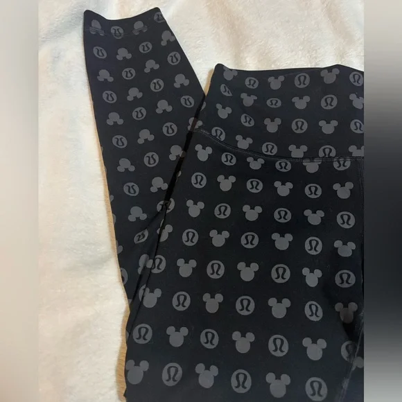 Disney X Lululemon Wunder Train Tight, 10 - Picture 4 of 8